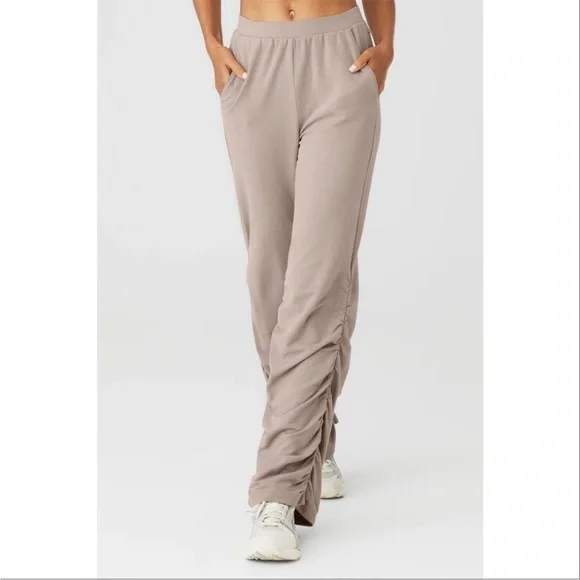 Alo Yoga Ruched Soft Sculpt Pant Taupe - Picture 1 of 14
